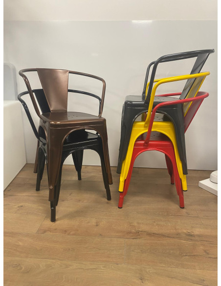 Tolix Design Chairs – a practical and durable solution for HoReCa spaces